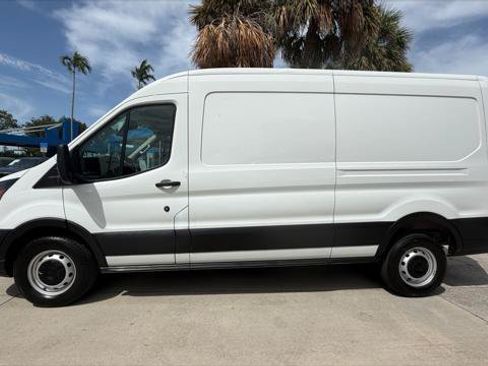 Used 2023 Ford Transit 250 Medium Roof w/ Load Area Protection Package RWD image 14