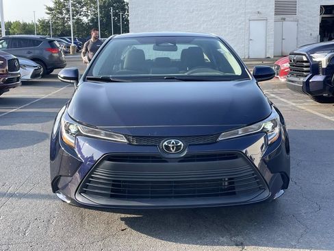 Used 2024 Toyota Corolla LE FWD image 3