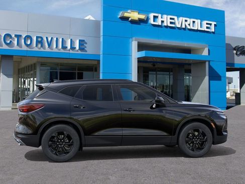 New 2026 Chevrolet Blazer LT image 5