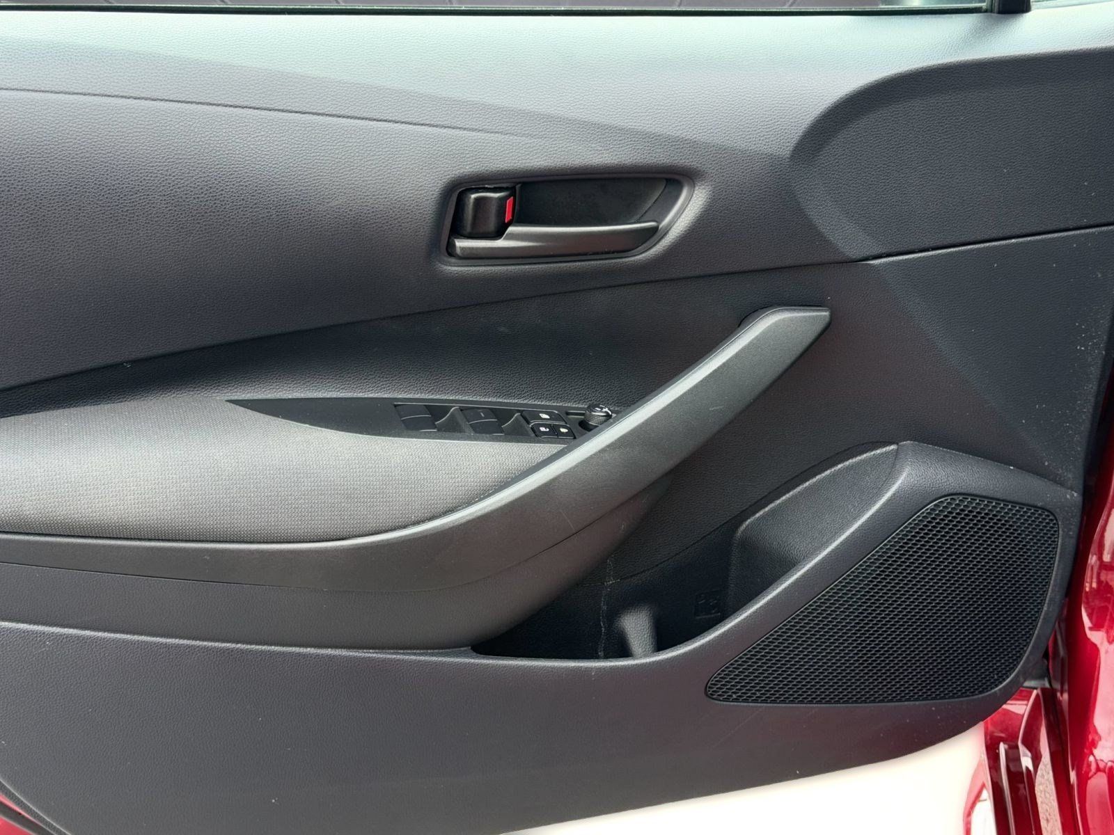 Used 2026 Toyota Corolla LE FWD image 14