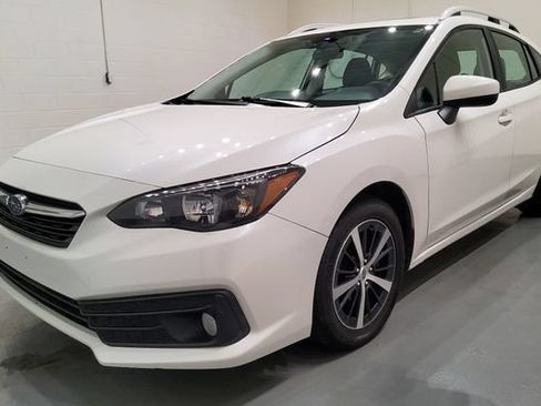 Used 2023 Subaru Impreza 2.0i Premium AWD/4WD image 3
