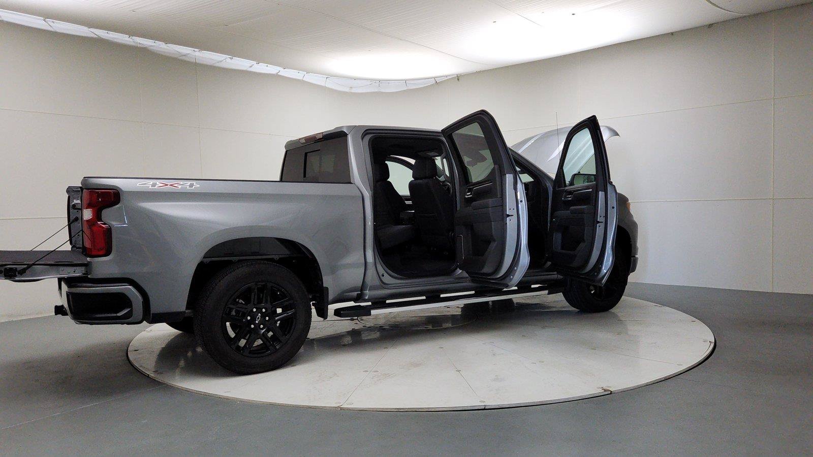 Used 2026 Chevrolet Silverado 1500 RST w/ Convenience Package II AWD/4WD image 12