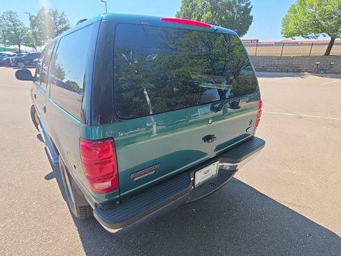 Used 1998 Ford Expedition XLT AWD/4WD image 7