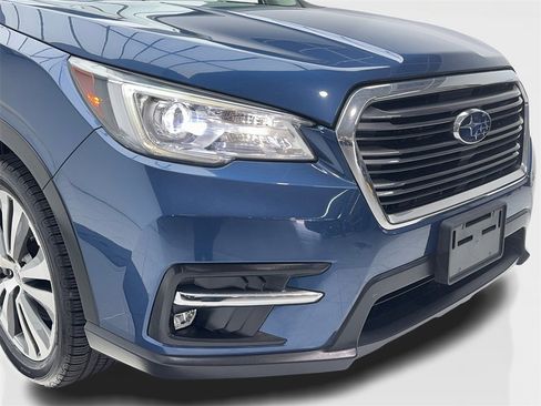 Used 2022 Subaru Ascent Limited w/ Technology Package image 3