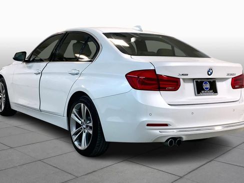 Used 2017 BMW 330i xDrive Sedan image 11