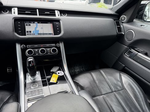 Used 2016 Land Rover Range Rover Sport Supercharged AWD/4WD image 24