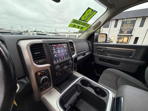 Used 2018 RAM 1500 Big Horn AWD/4WD image 40