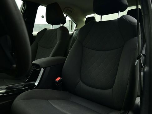 Used 2020 Toyota Corolla LE image 23