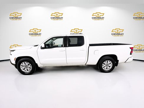 Used 2022 Nissan Frontier SV w/ Technology Package image 4