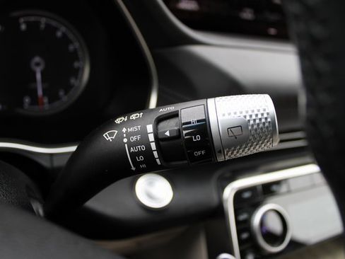 Used 2022 Genesis GV80 3.5T w/ Advanced Package 06 image 24