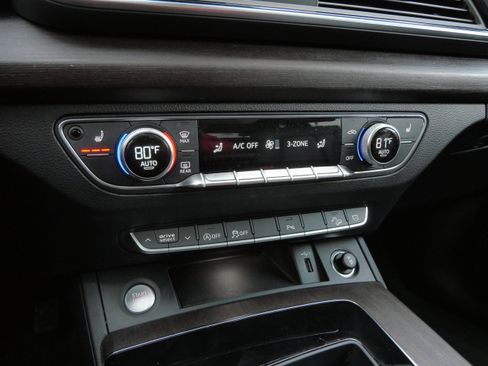 Used 2023 Audi Q5 2.0T Premium image 23