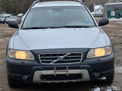 Used 2006 Volvo XC70 Ocean Race Edition image 1