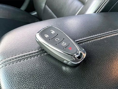 Used 2023 Chevrolet Malibu LT image 34