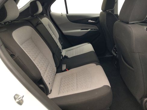 Used 2023 Chevrolet Equinox LS FWD image 19