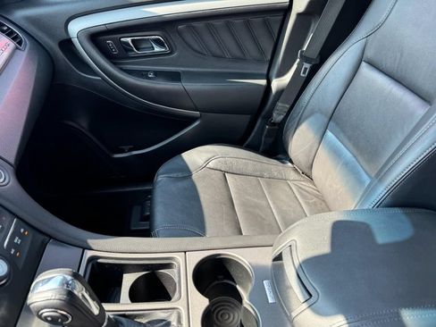 Used 2019 Ford Taurus SEL w/ Equipment Group 201A FWD image 14