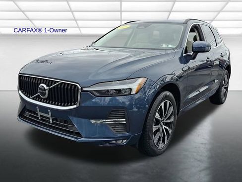 Certified 2023 Volvo XC60 B5 Core w/ Climate Package image 3
