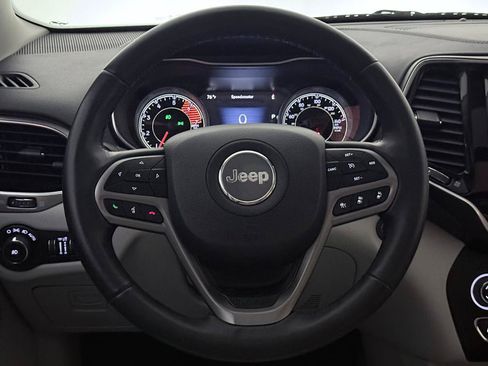 Used 2019 Jeep Cherokee Limited w/ Luxury Group AWD/4WD image 31