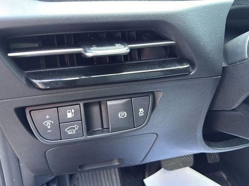 Used 2022 Kia EV6 Wind AWD/4WD image 19
