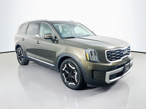 Used 2023 Kia Telluride S w/ S Sunroof Package AWD/4WD image 1