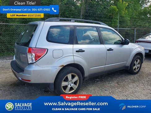 Used 2013 Subaru Forester 2.5X w/ Popular Pkg 3 AWD/4WD image 4