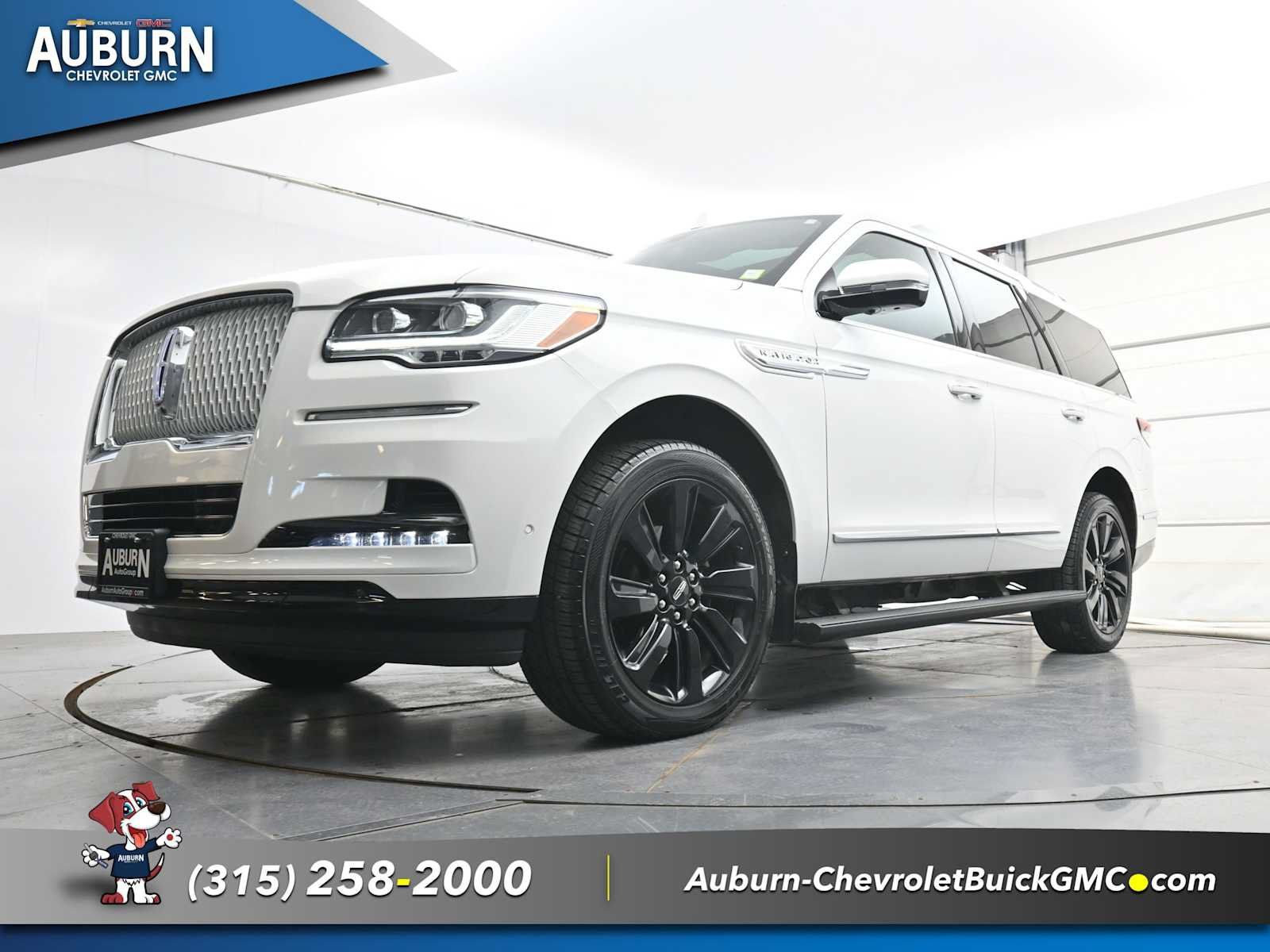 Used 2023 Lincoln Navigator Reserve AWD/4WD image 24