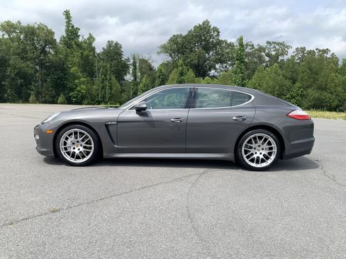 Used 2013 Porsche Panamera image 4