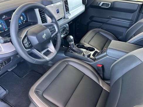 New 2026 Ford Bronco Outer Banks image 9