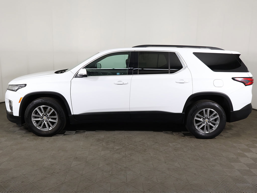 Used 2023 Chevrolet Traverse LT AWD/4WD image 17
