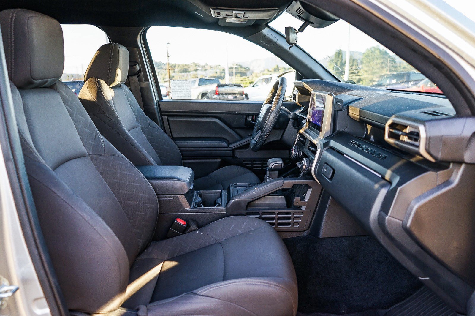 Used 2025 Toyota Tacoma SR RWD image 17