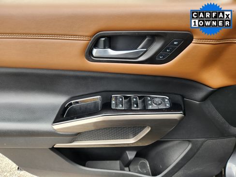 Certified 2022 Nissan Pathfinder Platinum image 19