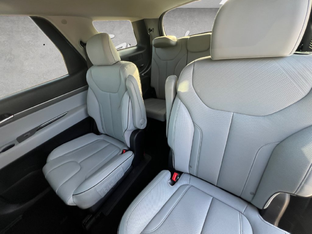 Used 2025 Hyundai Palisade SEL FWD image 22