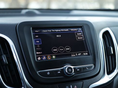 Used 2024 Chevrolet Equinox LT image 12