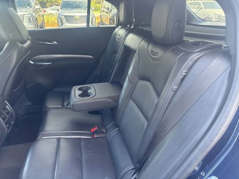 Used 2020 Cadillac XT4 Premium Luxury image 16