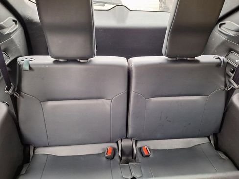 Used 2024 Mitsubishi Outlander SE Black Edition image 25