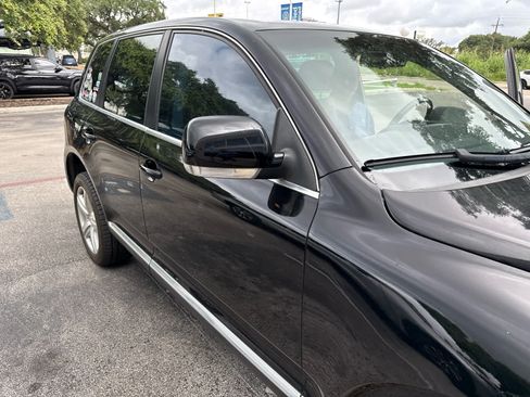 Used 2006 Volkswagen Touareg V8 AWD/4WD image 9