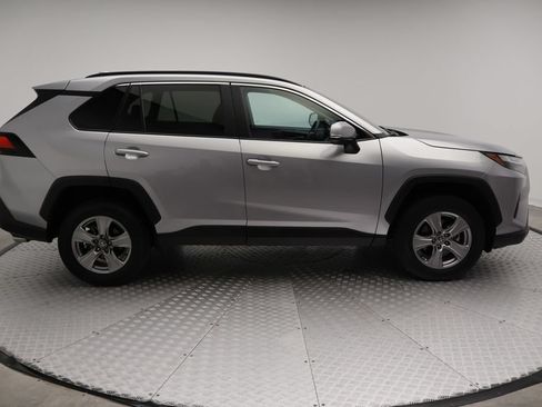 Certified 2025 Toyota RAV4 XLE FWD image 7