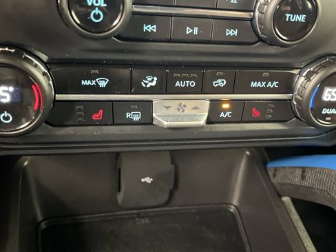 Used 2023 Ford Bronco Outer Banks AWD/4WD image 20