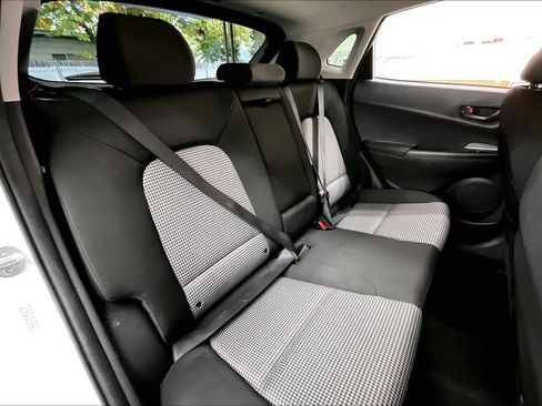 Used 2021 Hyundai Kona SEL image 28