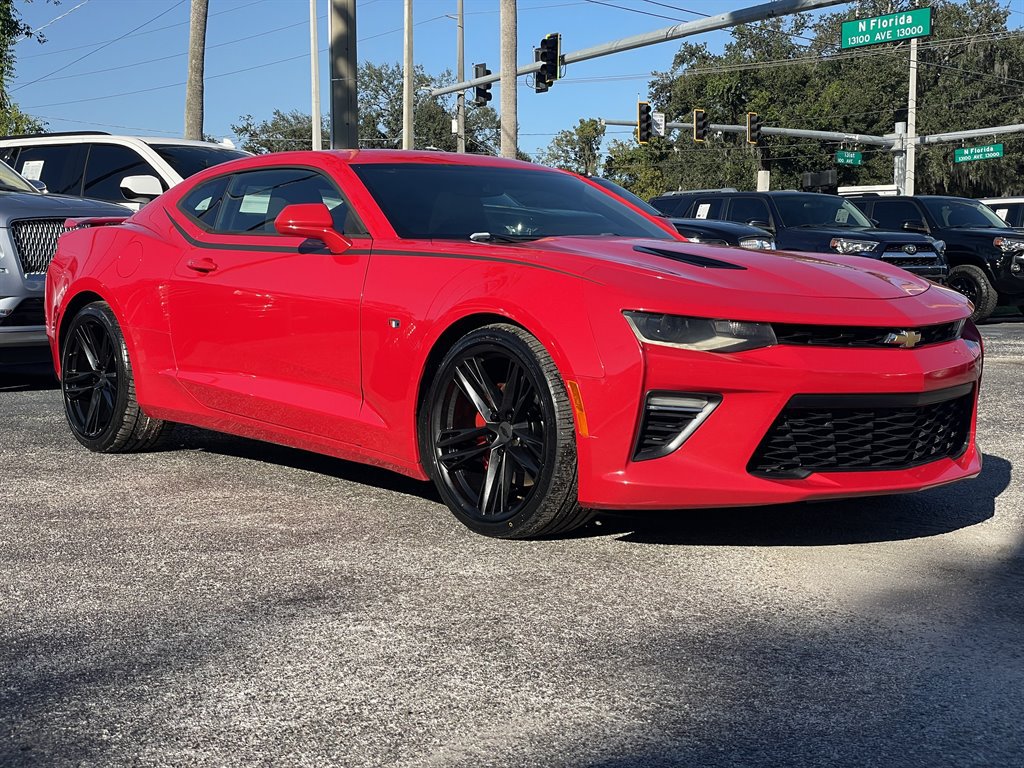 Used 2017 Chevrolet Camaro SS RWD image 10