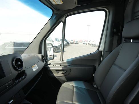 Used 2024 Mercedes-Benz Sprinter 144 Cargo image 13