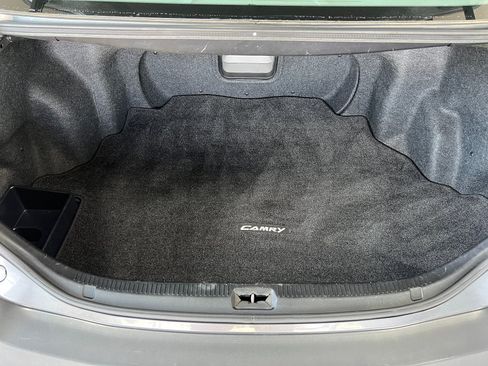 Used 2009 Toyota Camry XLE FWD image 21