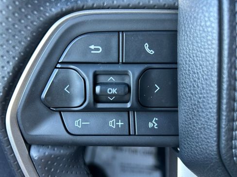 Certified 2025 Toyota 4Runner Trailhunter image 20