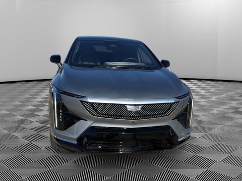 New 2026 Cadillac Optiq Luxury 1 image 2