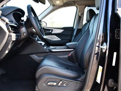 Certified 2026 Acura MDX w/ Technology Package image 12