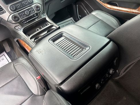 Used 2018 Chevrolet Tahoe Premier AWD/4WD image 24