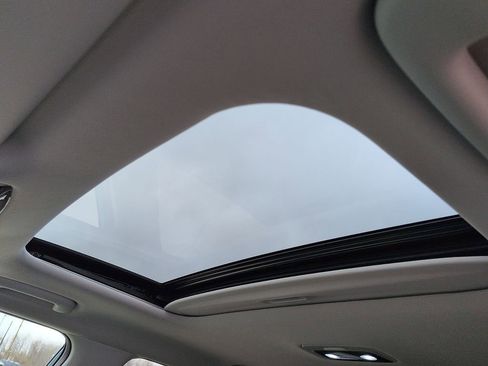 Used 2024 Kia Seltos EX image 10