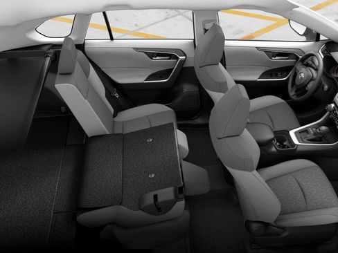 New 2025 Toyota RAV4 XLE image 22