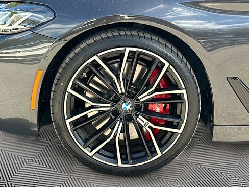 Used 2023 BMW 540i w/ M Sport Package image 39