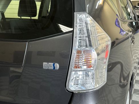 Used 2014 Toyota Prius V Three FWD image 47