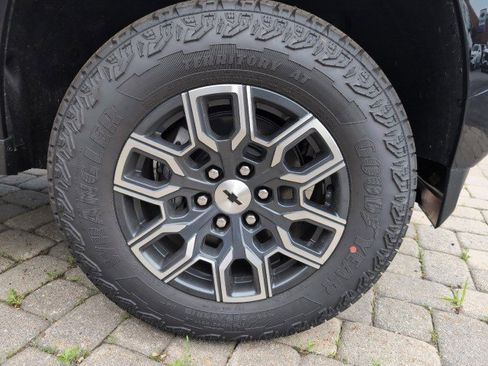 New 2025 Chevrolet Colorado Z71 w/ Technology Package image 5